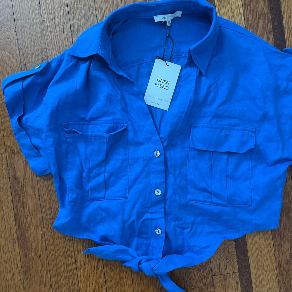 NWT Love Tree linen blend blue tie front cropped safari shirt M medium top